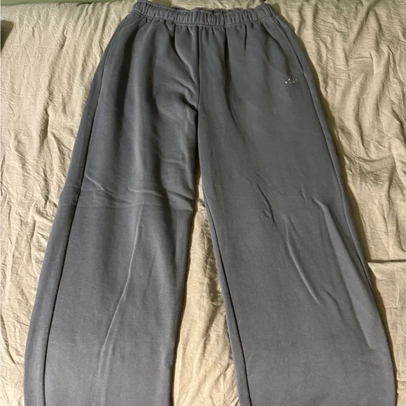 Alo Accolade Steel Grey Sweat Set - Picture 5 of 6